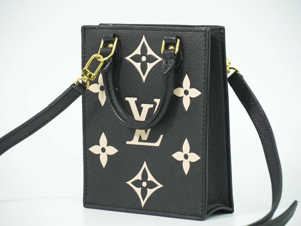 Louis Vuitton Petit Sac Plat Bag Black Leather Good condition - Back View