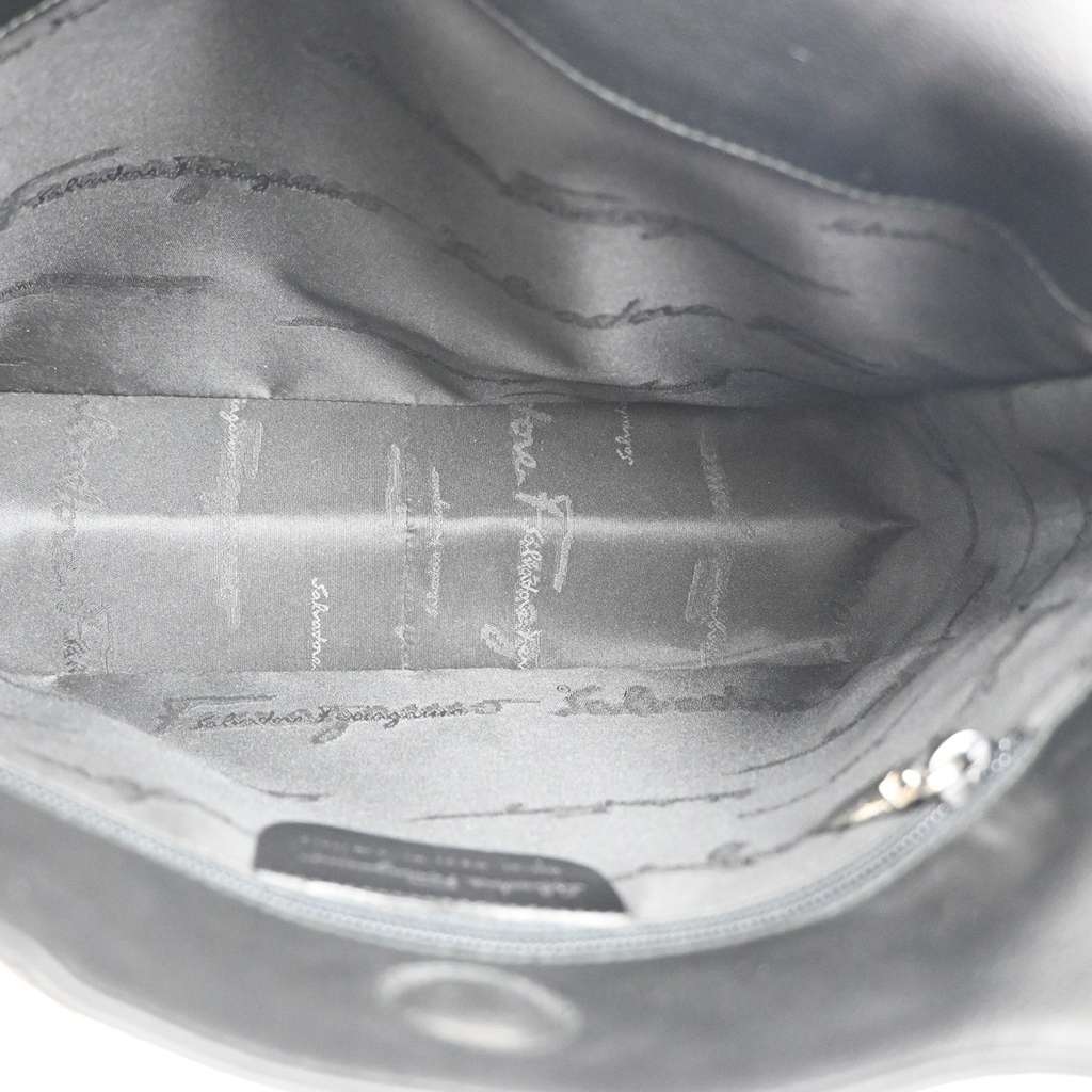 Salvatore Ferragamo Vintage Shoulder Bag Black Leather Good condition - Box View