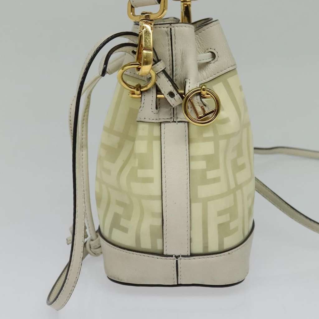 Fendi FF Logo Mon Tresor Bucket Bag White Canvas Good condition - Model View