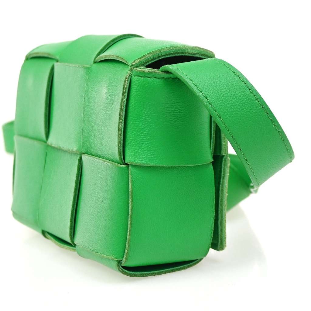Bottega Veneta Cassette Crossbody Bag Green Leather Good condition - Inside View