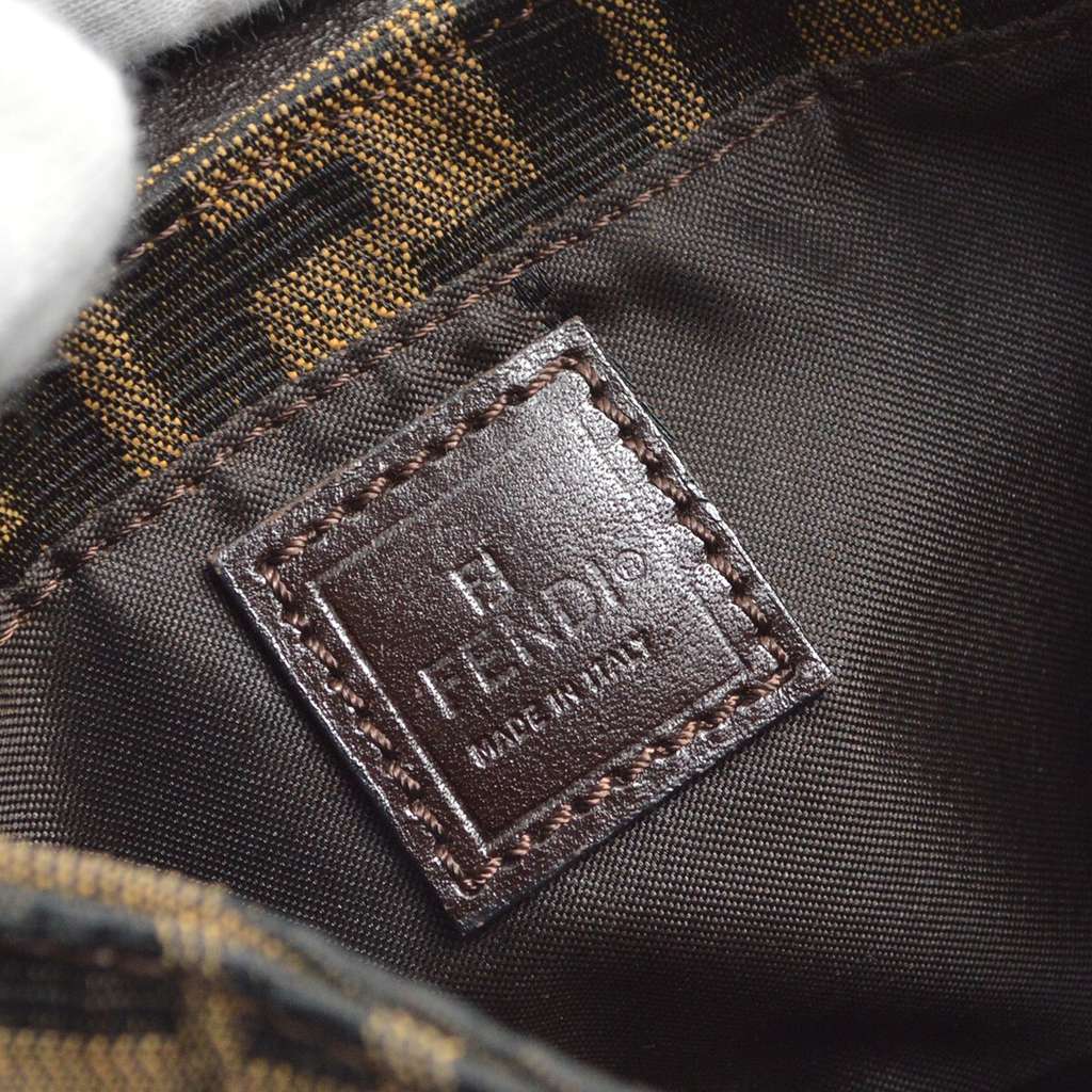 Fendi Cookie Hobo Brown Canvas Good condition - Model View