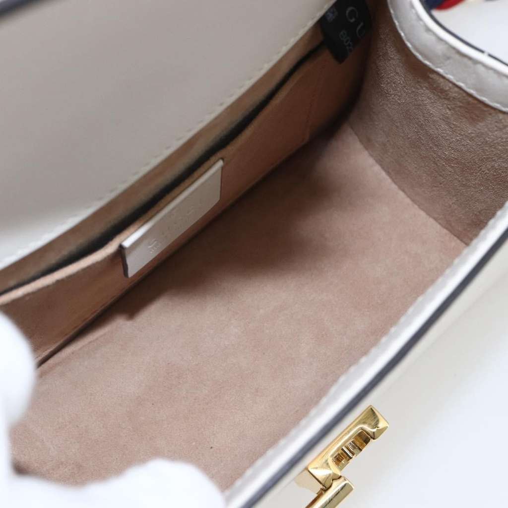 Gucci Sylvie Top Handle Bag White Leather Good condition - Box View