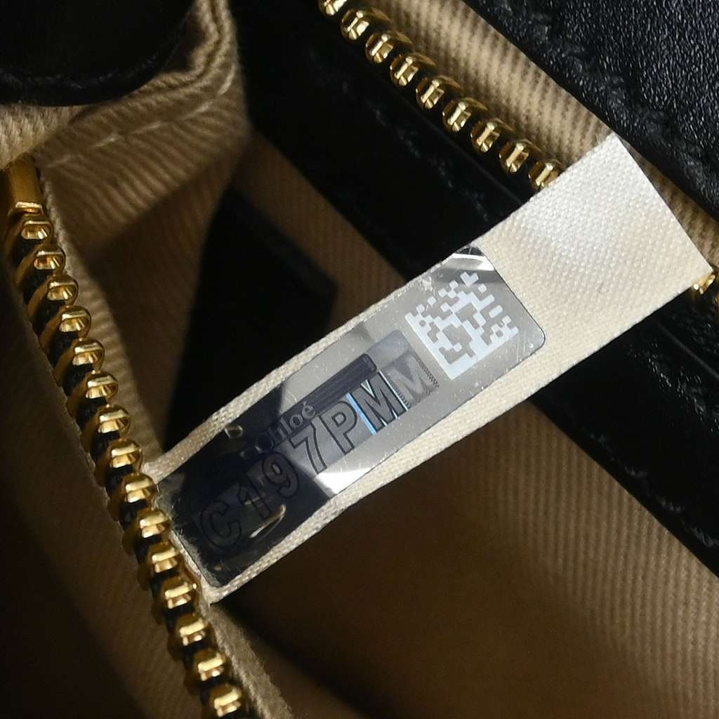 Chloe C Double Carry Bag Black Leather Good condition - Model View