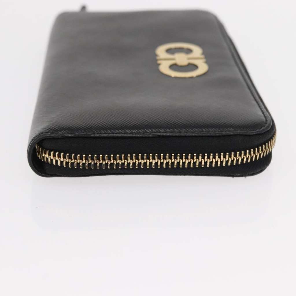 Salvatore Ferragamo Gancini Bifold Wallet Black Leather Good condition - Inside View