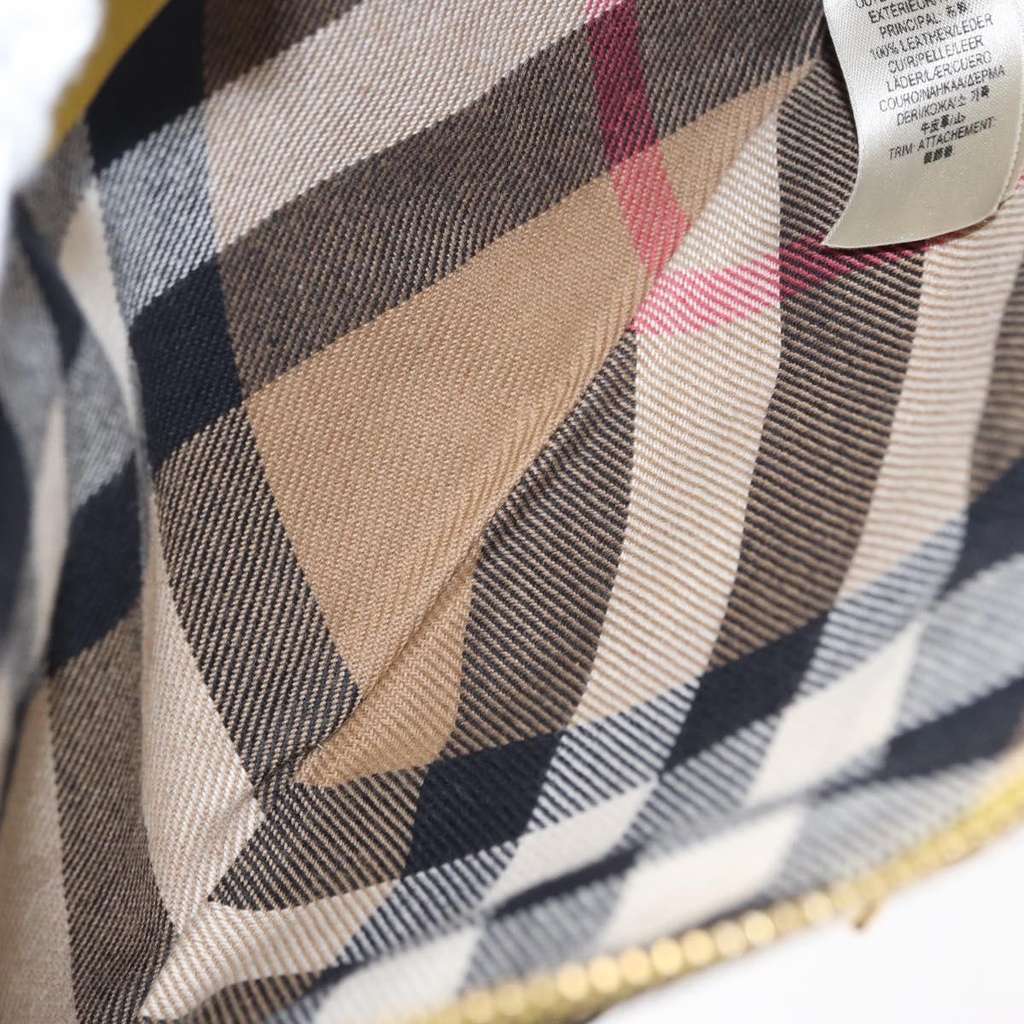 Burberry Vintage Shoulder Bag Yellow Leather Good condition - Box View