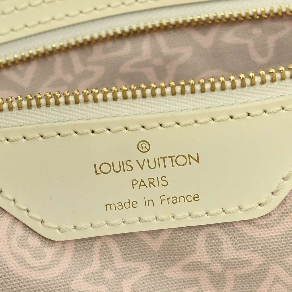 Louis Vuitton Tahitienne Cabas Pink Canvas Good condition - Model View