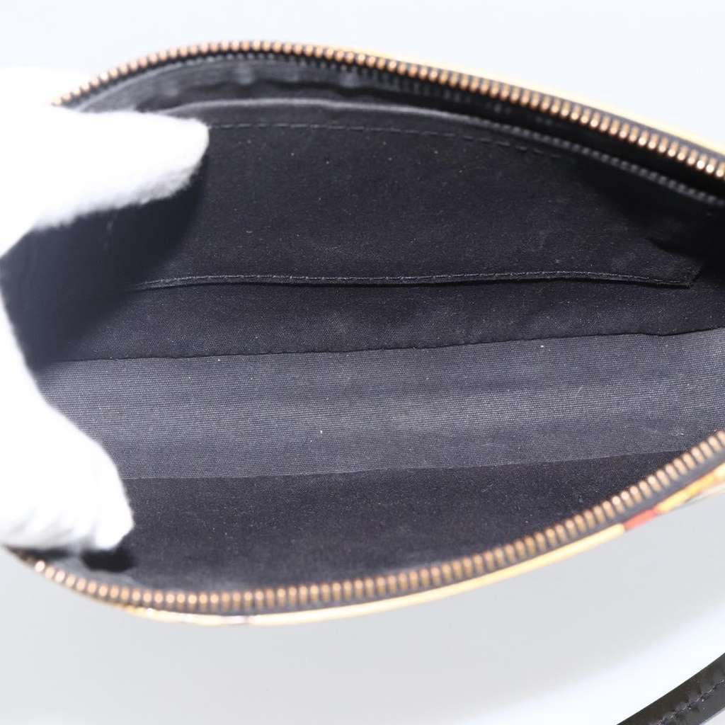 Louis Vuitton Pochette Accessoires NM White Good condition - Box View