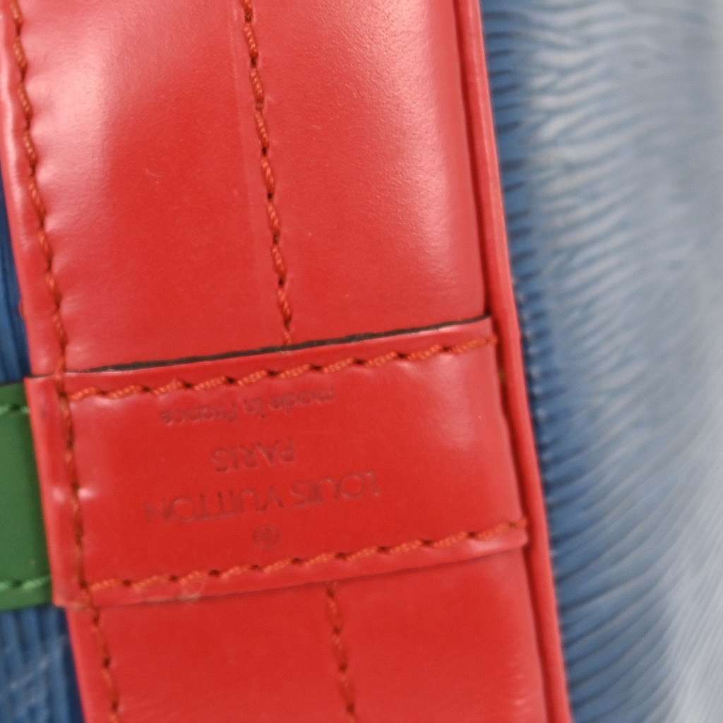 Louis Vuitton Tricolor Noe Handbag Blue Leather Fair condition - Model View