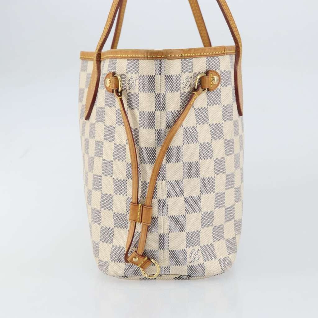 Louis Vuitton Neverfull Tote Beige Canvas Good condition - Model View