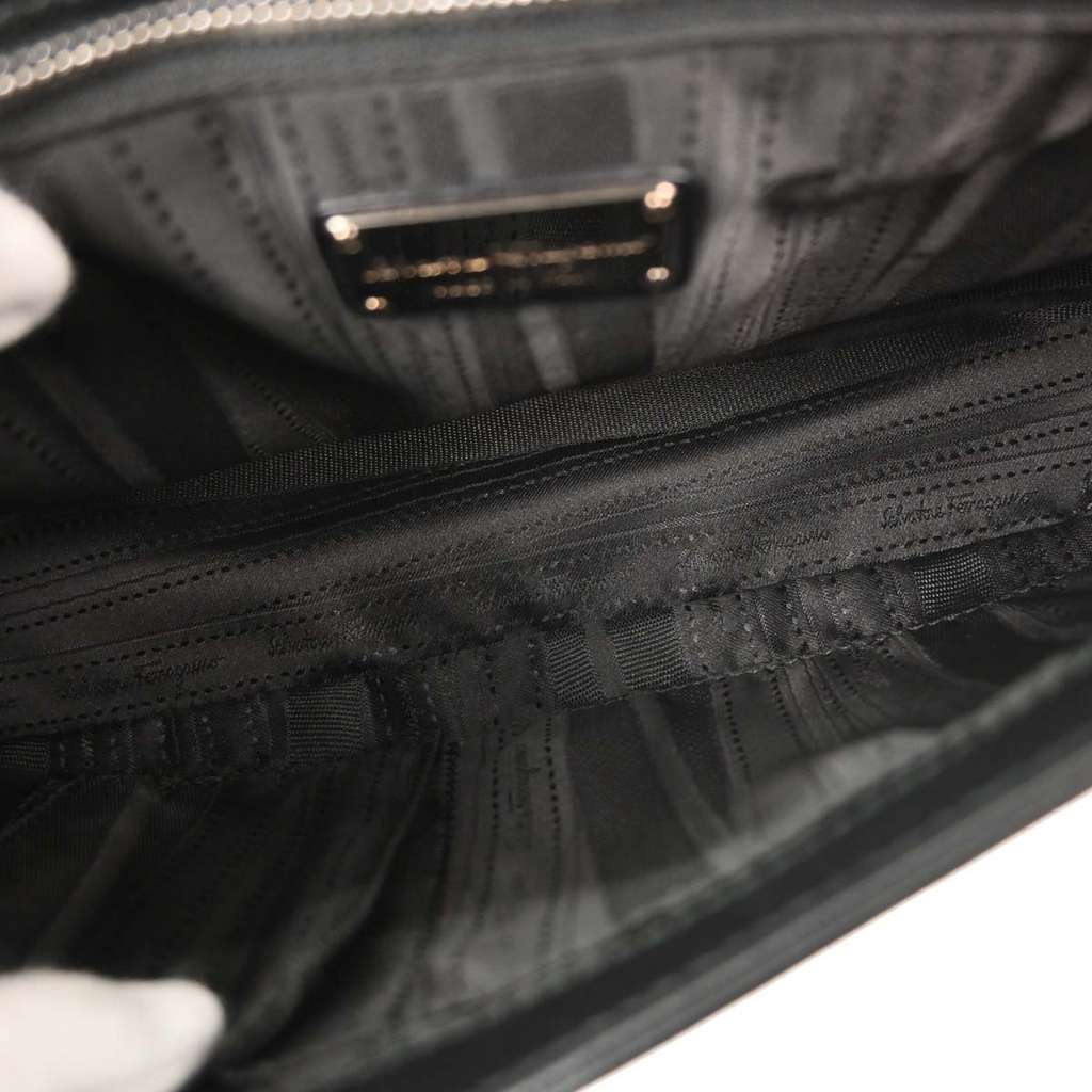 Salvatore Ferragamo Gancini Chain Shoulder bag Black Leather Good condition - Inside View