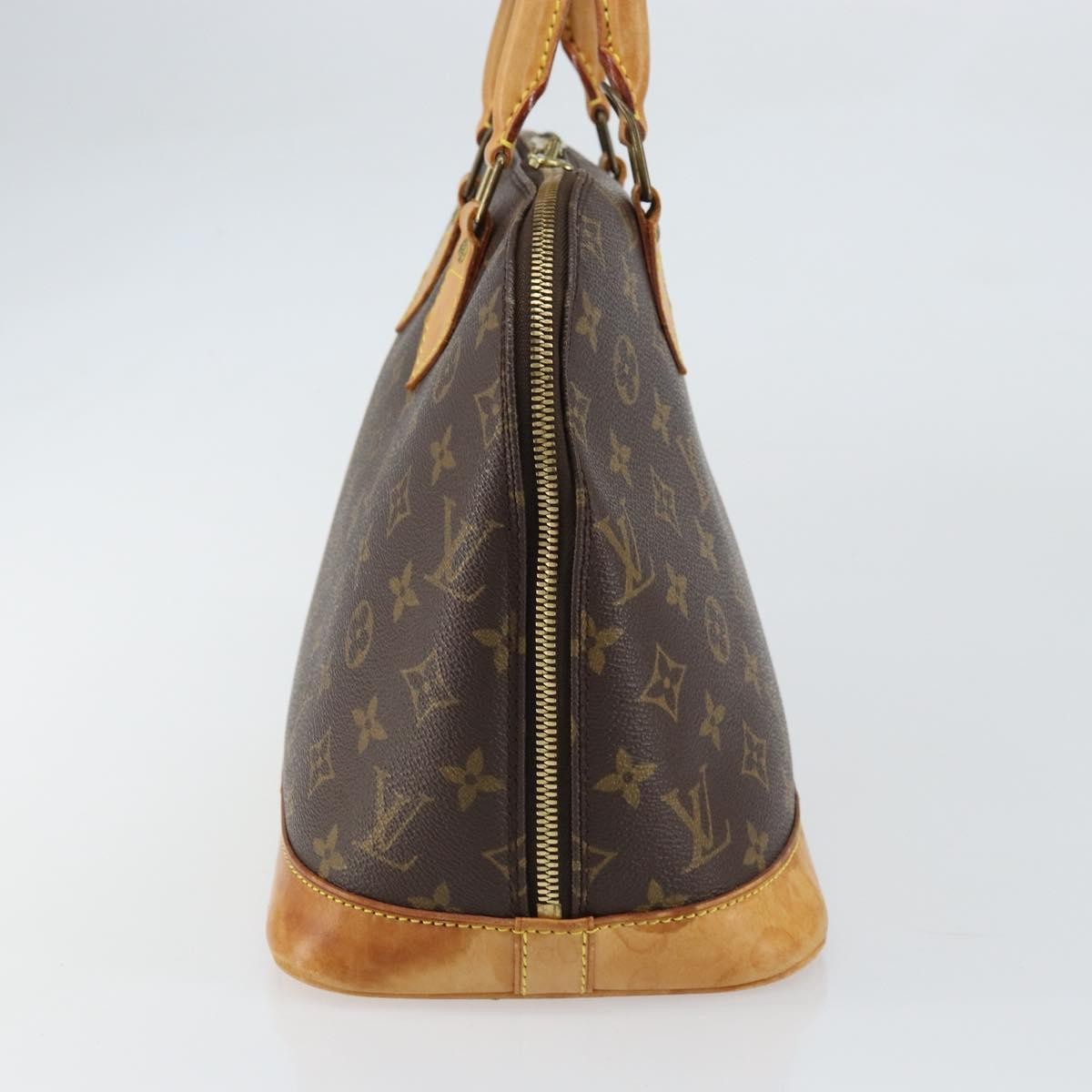 Louis Vuitton Alma Handbag Brown Canvas Fair condition - Model View