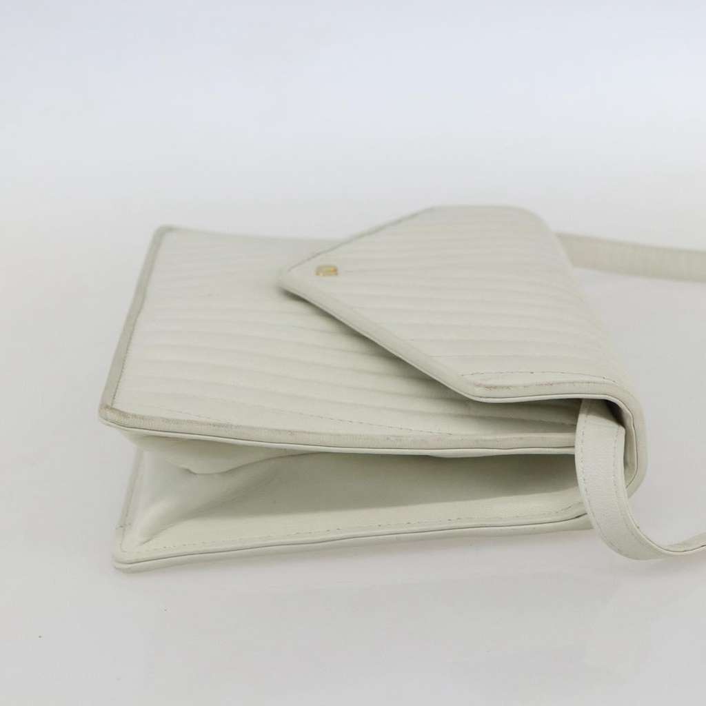 Valentino Garavani Vintage shoulder bag White Leather Good condition - Model View