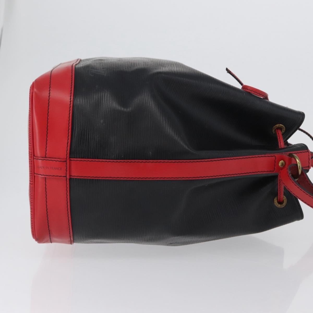 Louis Vuitton Bicolor Noe Handbag Black Leather Good condition - Inside View