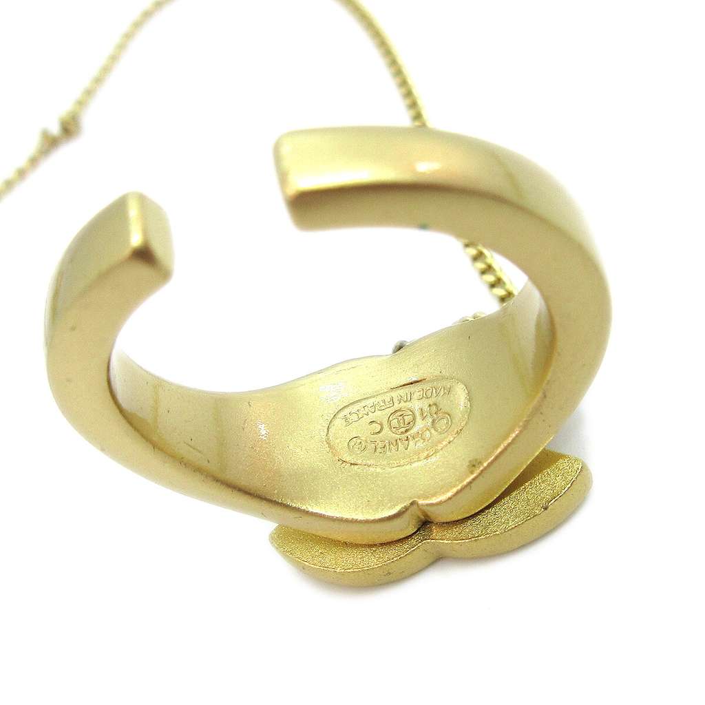 Chanel Logo Bangle with Chain Attached CC Ring Gold Good condition - Model View