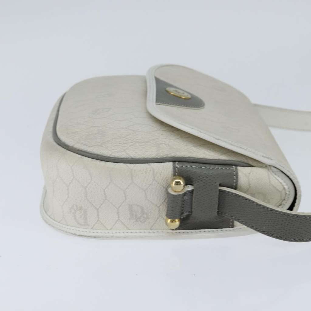 Christian Dior Vintage Honeycomb Flap Crossbody Bag White Canvas Good condition - Model View