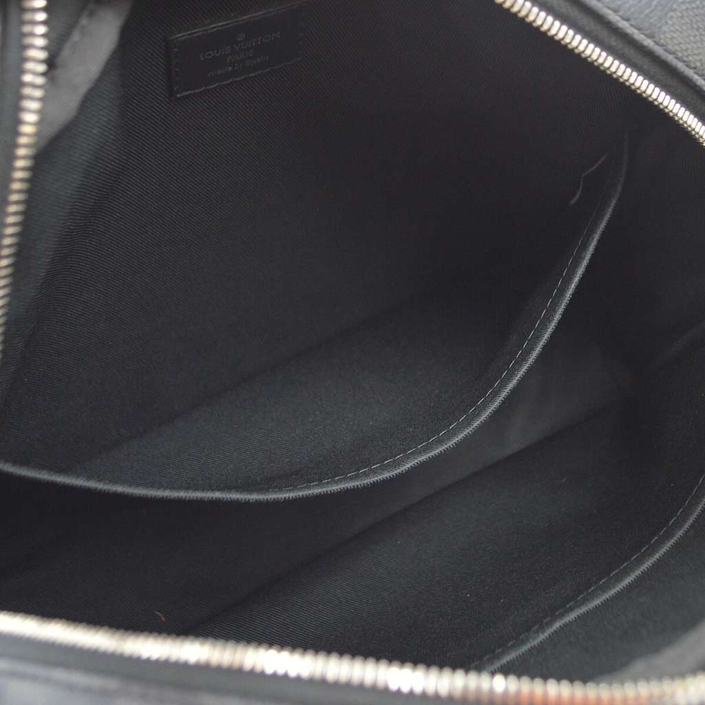 Louis Vuitton Dayton Reporter Bag Black Canvas Good condition - Inside View