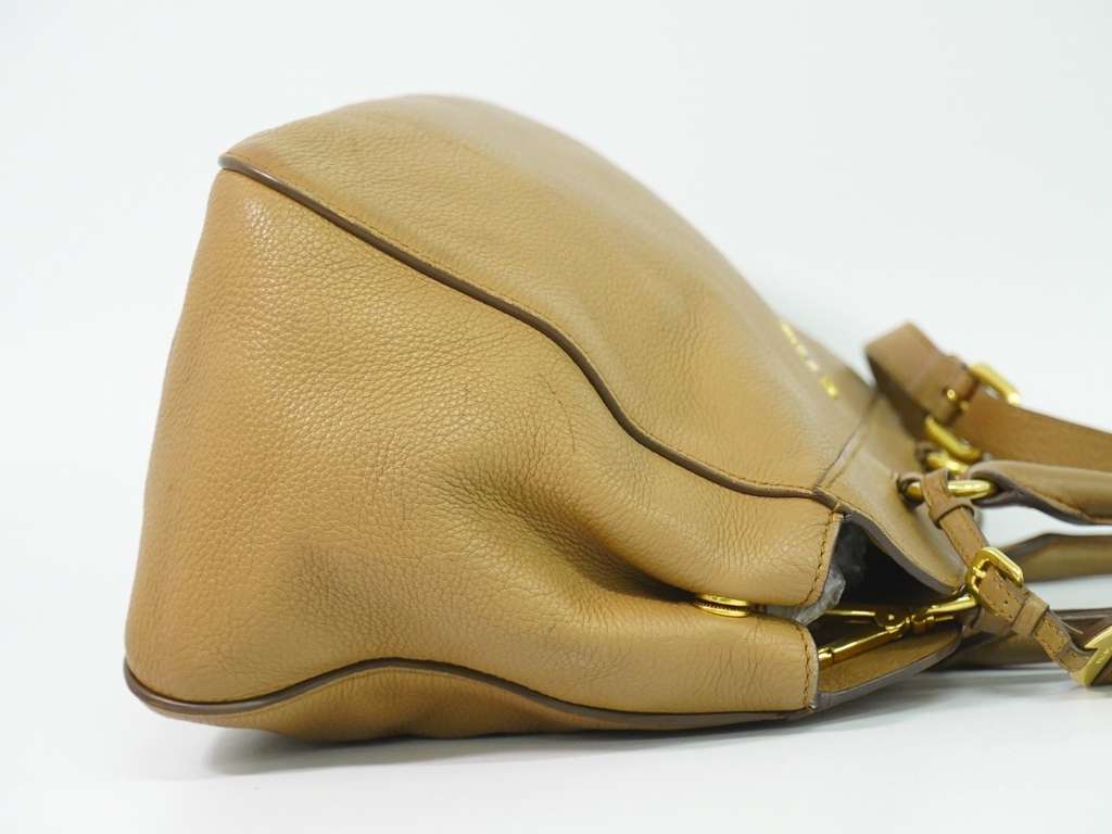 Prada Vintage Handbag Beige Leather Good condition - Inside View