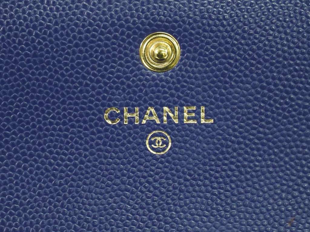 Chanel Deauville Flap Wallet Navy Leather Good condition - Box View