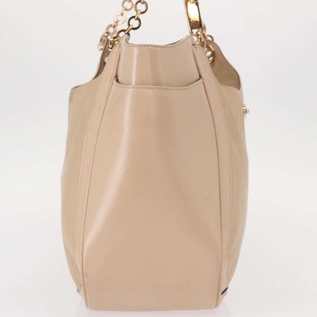 Salvatore Ferragamo Betulla Chain Tote Beige Leather Good condition - Model View
