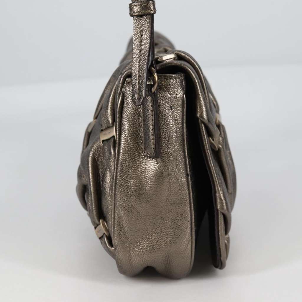 Salvatore Ferragamo Vala Shoulder Bag Silver Leather Good condition - Model View