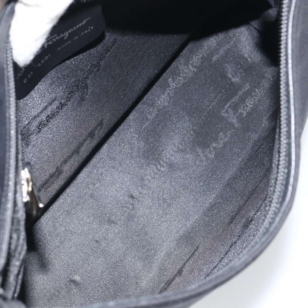 Salvatore Ferragamo Vala Shoulder Bag Black Good condition - Box View