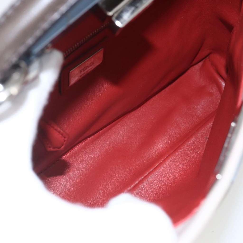 Fendi Peekaboo Bag Beige Leather Good condition - Box View