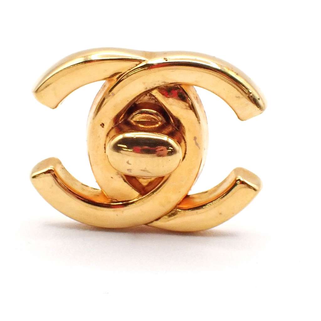 Chanel CC Turnlock Stud Earrings Gold Good condition - Inside View