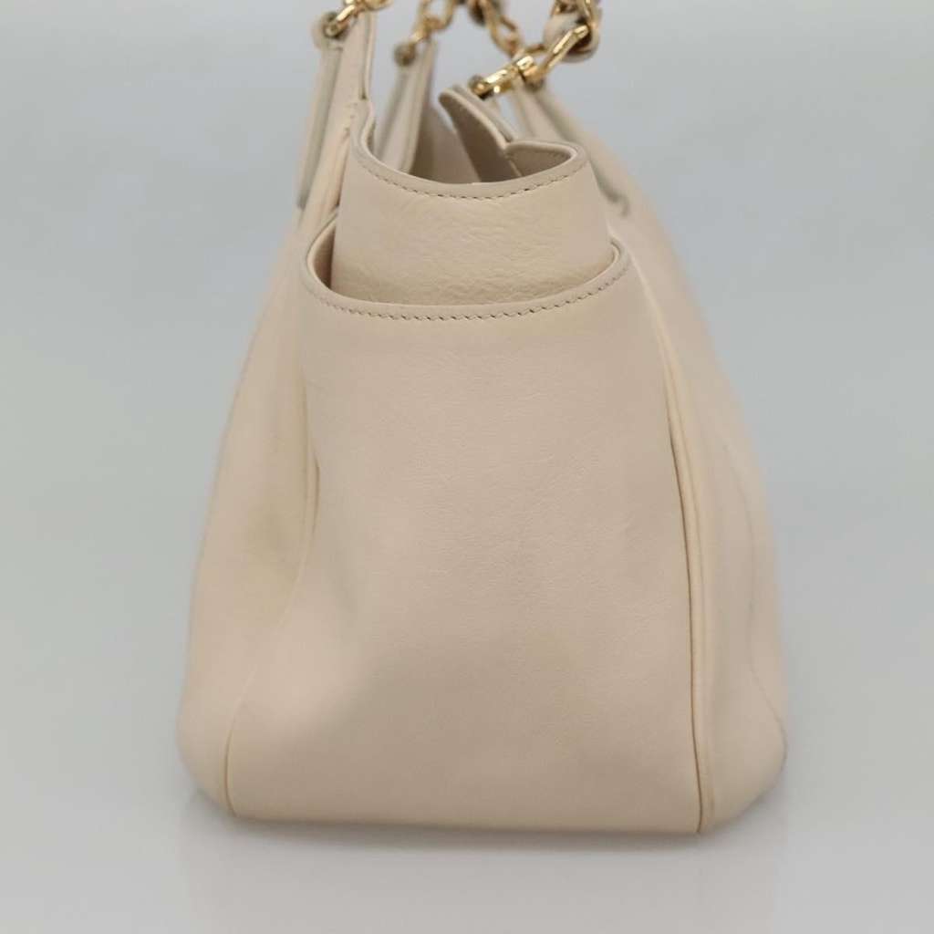 Salvatore Ferragamo Melinda Tote Beige Leather Good condition - Model View