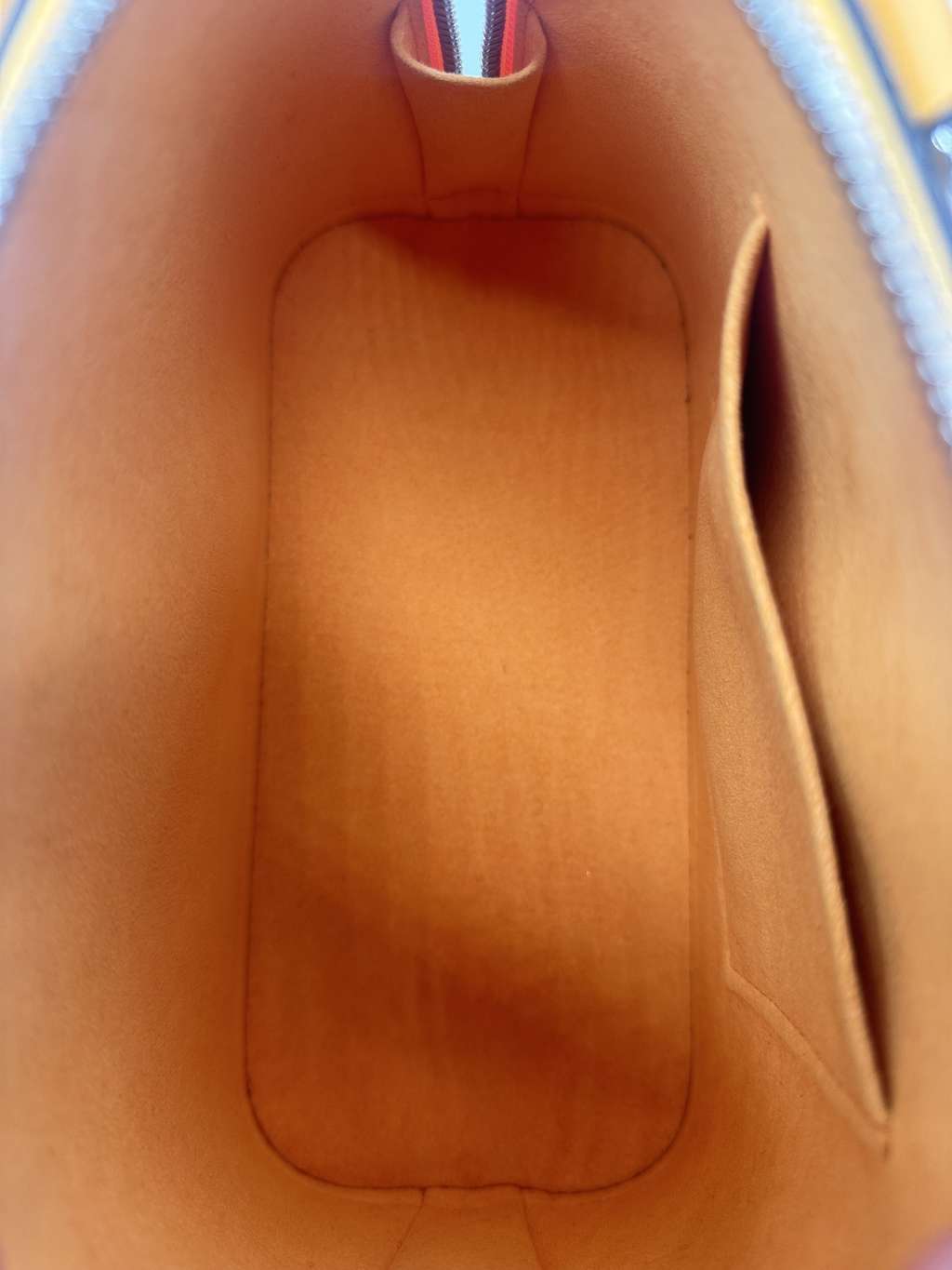 Louis Vuitton Alma Handbag Yellow Leather Never worn - Box View