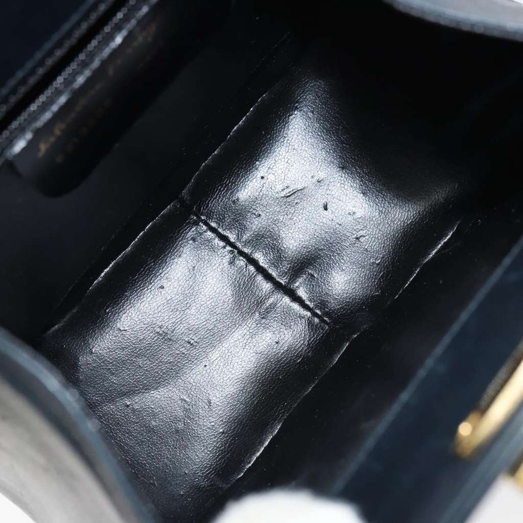 Salvatore Ferragamo Gancini Shoulder Bag Navy Leather Good condition - Box View