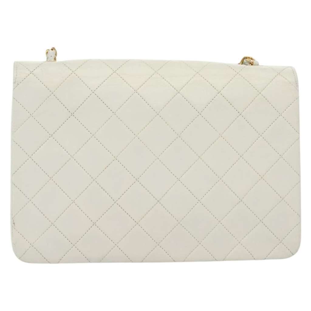 Chanel Chain Flap Shoulder Bag White Leather Good condition - Back View