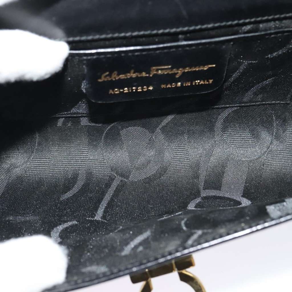 Salvatore Ferragamo Gancini Box Crossbody Bag Black Leather Good condition - Box View