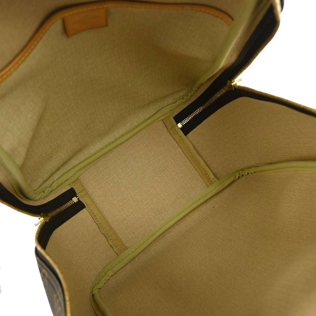 Louis Vuitton Excursion Handbag Brown Canvas Good condition - Inside View