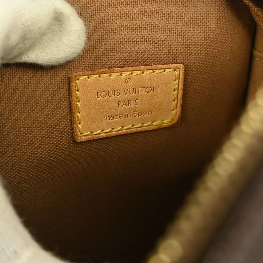 Louis Vuitton Pochette Gange Brown Canvas Good condition - Model View