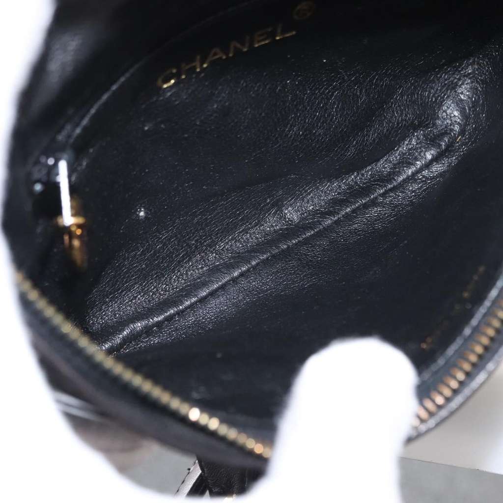 Chanel Vintage Zip Belt Bag Black Good condition - Box View