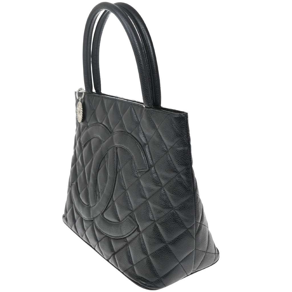 Chanel Medallion Tote Black Leather Good condition - Inside View