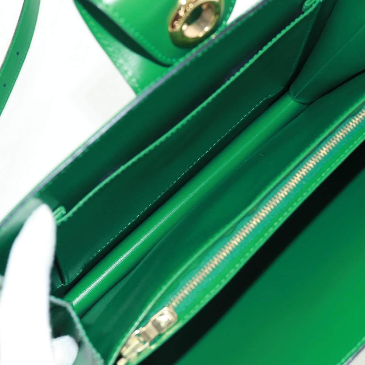 Louis Vuitton Capucines Shoulder Bag Green Leather Good condition - Box View