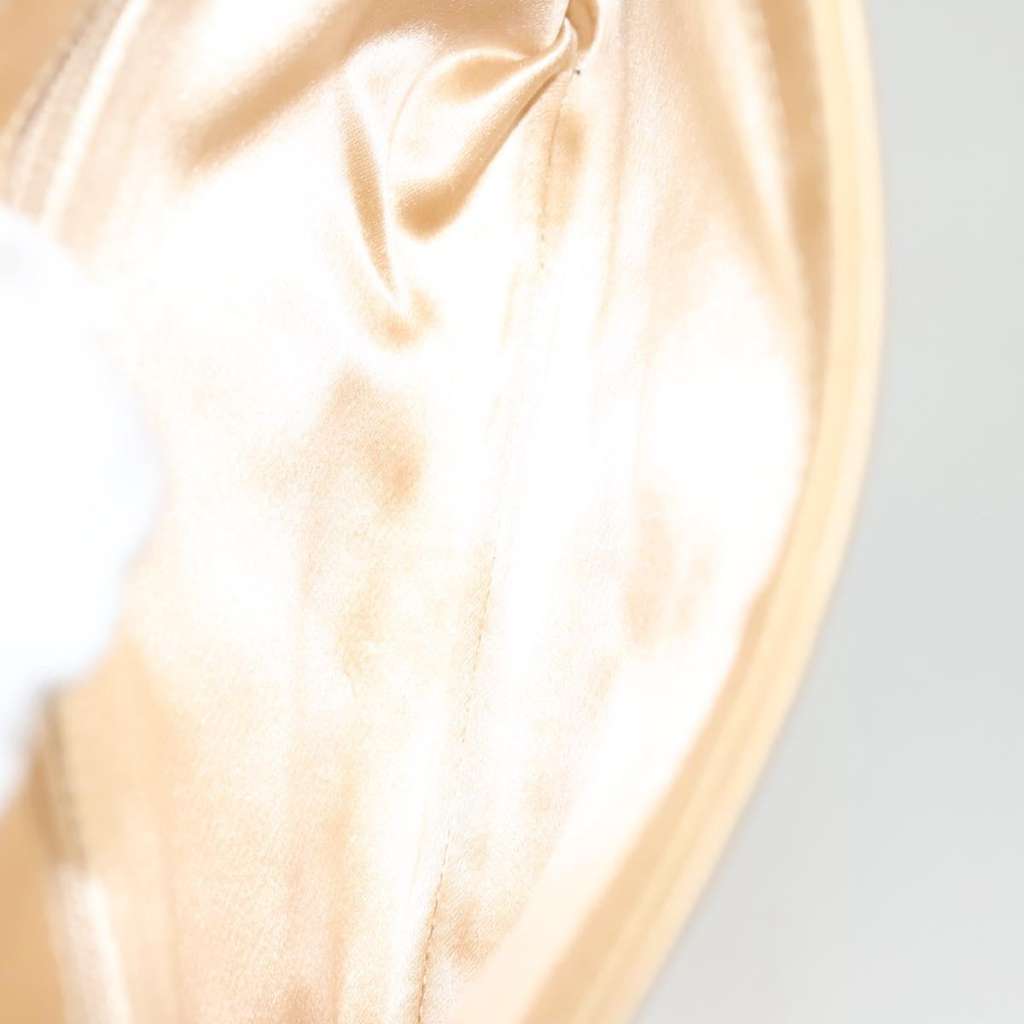 Gucci Chain Flap Shoulder Bag Beige Gold Good condition - Box View