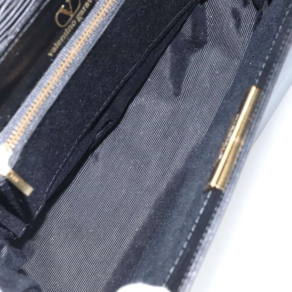 Valentino Garavani Vintage Handbag Black Leather Good condition - Box View