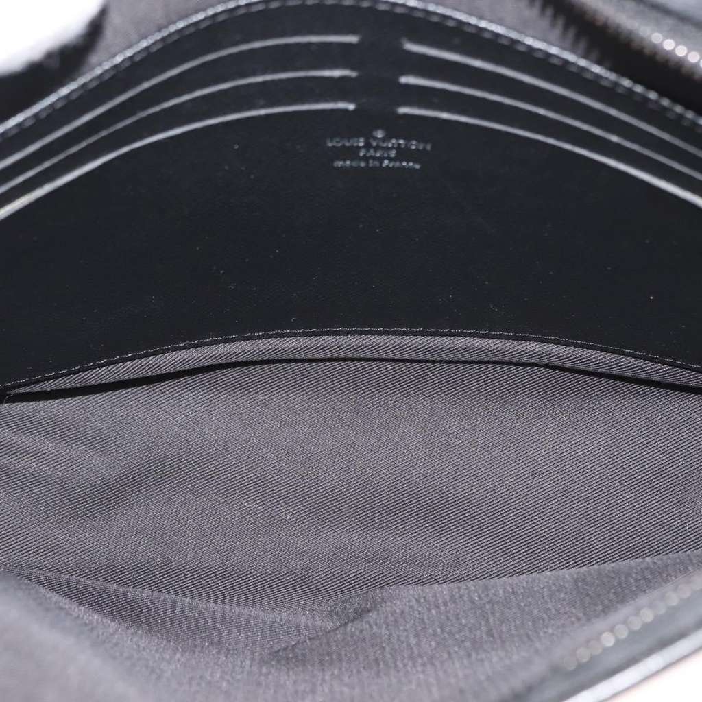 Louis Vuitton Pochette Voyage Other Canvas Good condition - Box View