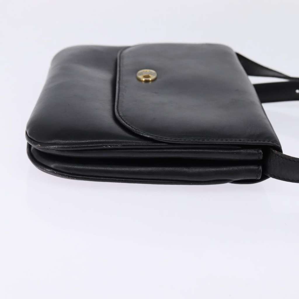 Celine Vintage Triomphe Shoulder Bag Black Leather Good condition - Model View