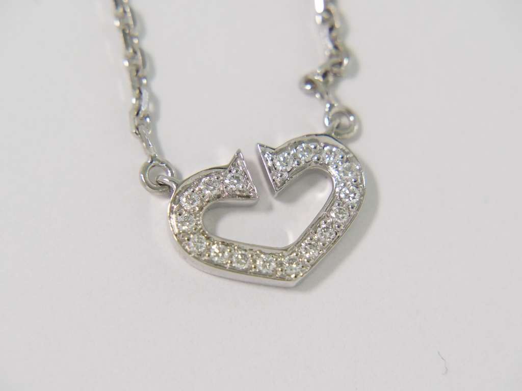 Cartier C Heart de Cartier Pendant Necklace Silver Good condition - Inside View