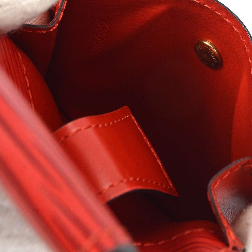Louis Vuitton Sherwood Belt Bag Red Leather Good condition - Inside View
