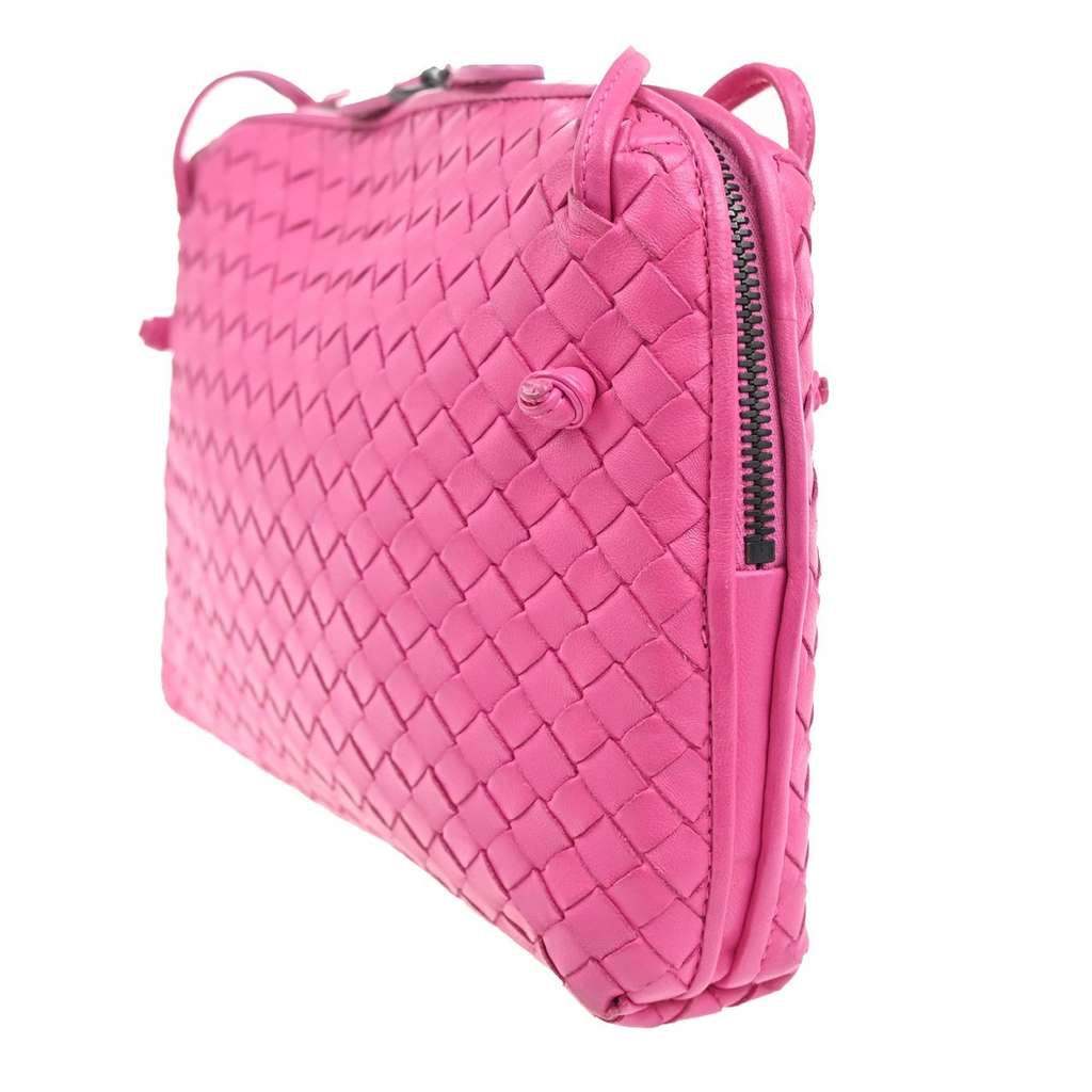 Bottega Veneta Nodini Crossbody Bag Pink Leather Good condition - Model View