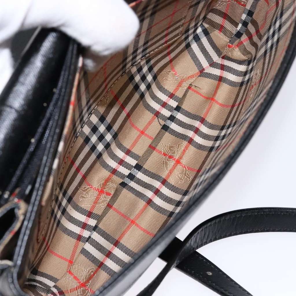 Burberry Flap Shoulder Bag Black Leather Good condition - Box View