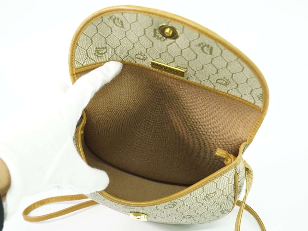 Christian Dior Vintage Honeycomb Shoulder Bag Beige Canvas Good condition - Inside View