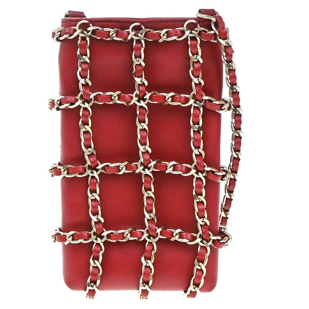 Chanel Tech Me Out Clutch With Chain Red Leather Good condition - Back View