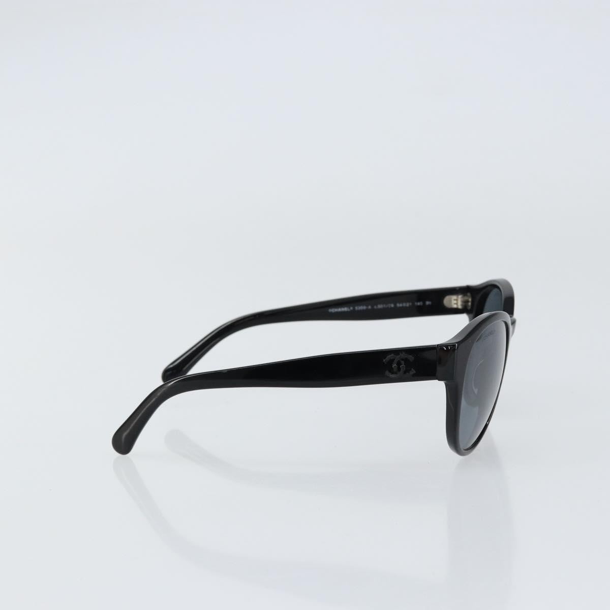 Chanel Logo CC Sunglasses Black Plastic Good condition - Model View