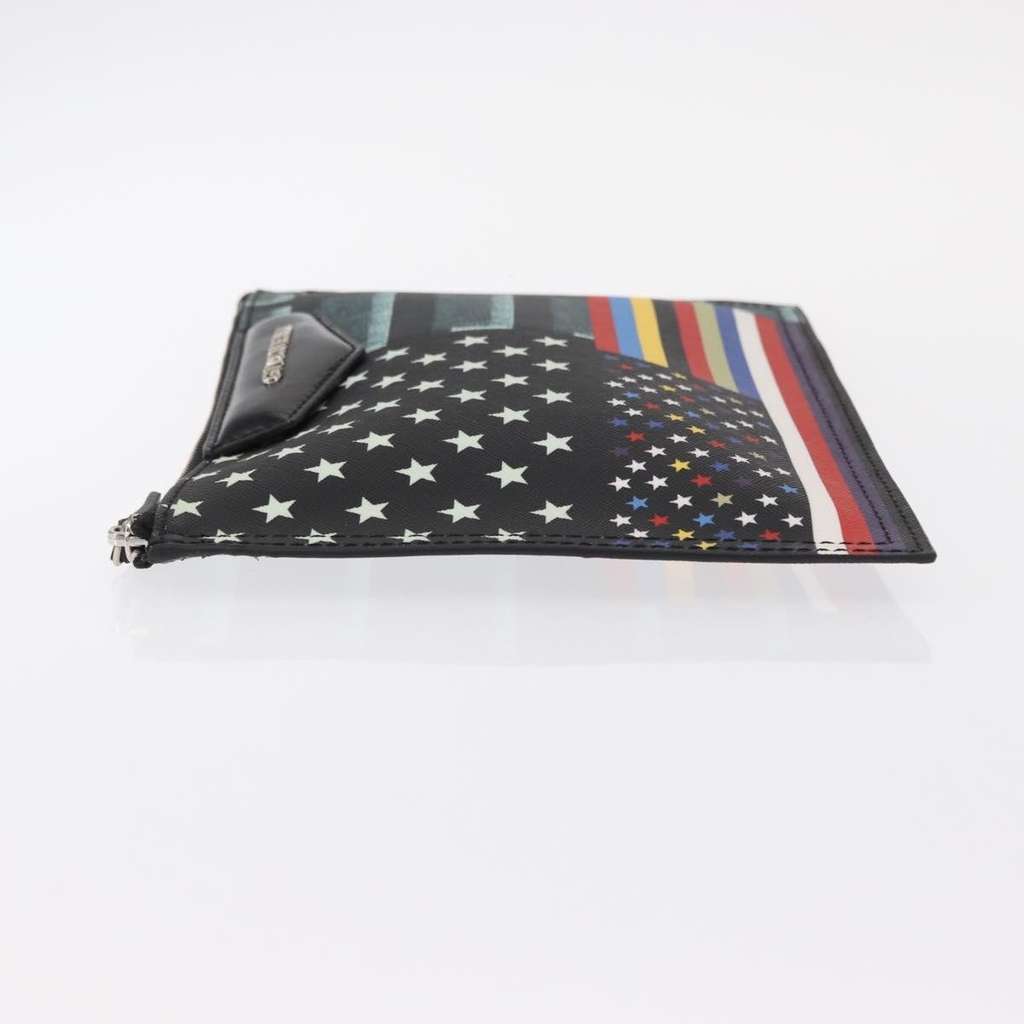 Givenchy Zipped Pouch Other Leather Good condition - Model View
