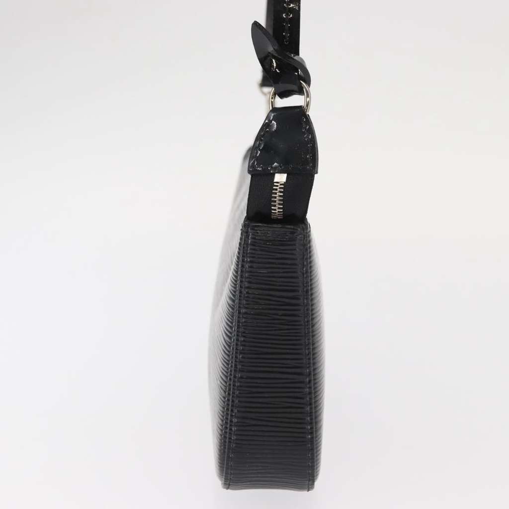 Louis Vuitton Pochette Accessoires NM Black Leather Good condition - Inside View